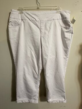 Counterparts capri pants women’s 16W white pull on cropped pants capris